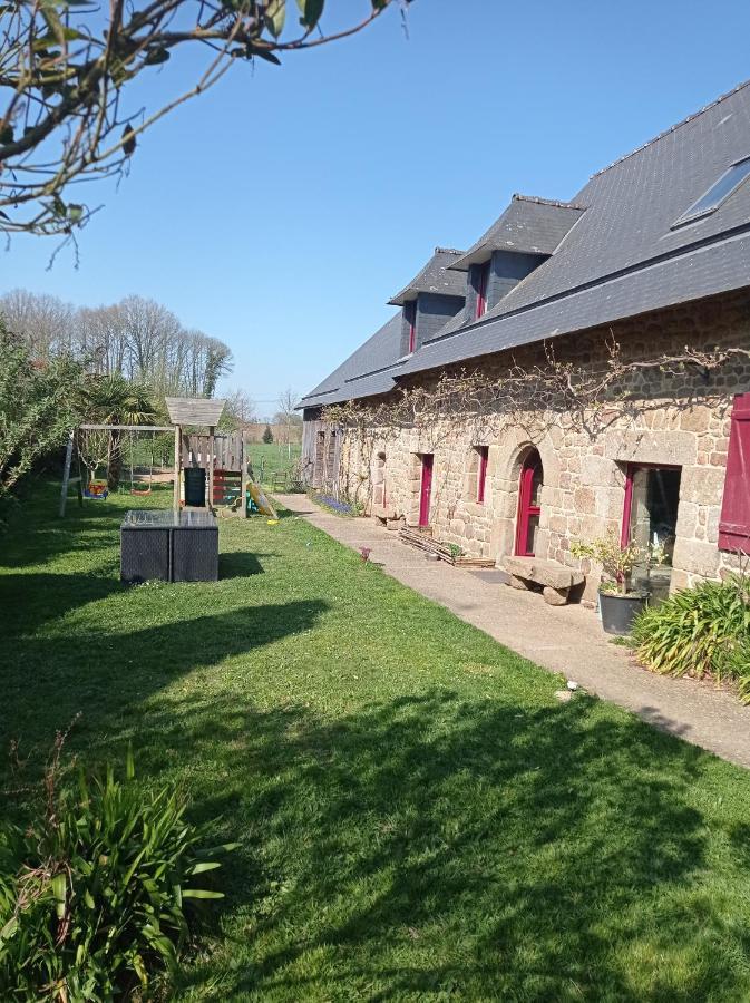 Chambres D'Hotes La Roche Saint-Hilaire-des-Landes Luaran gambar