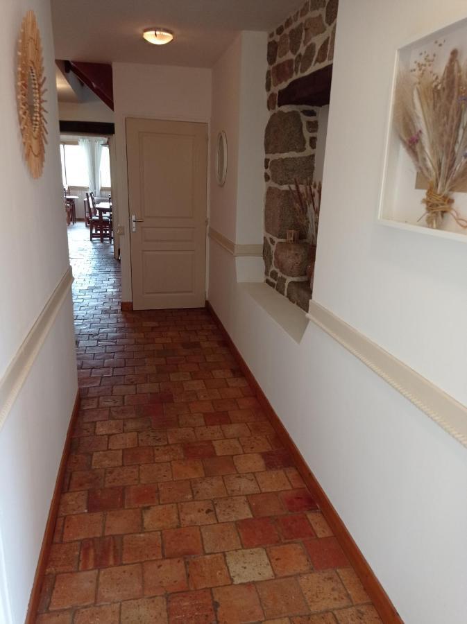 Chambres D'Hotes La Roche Saint-Hilaire-des-Landes Luaran gambar