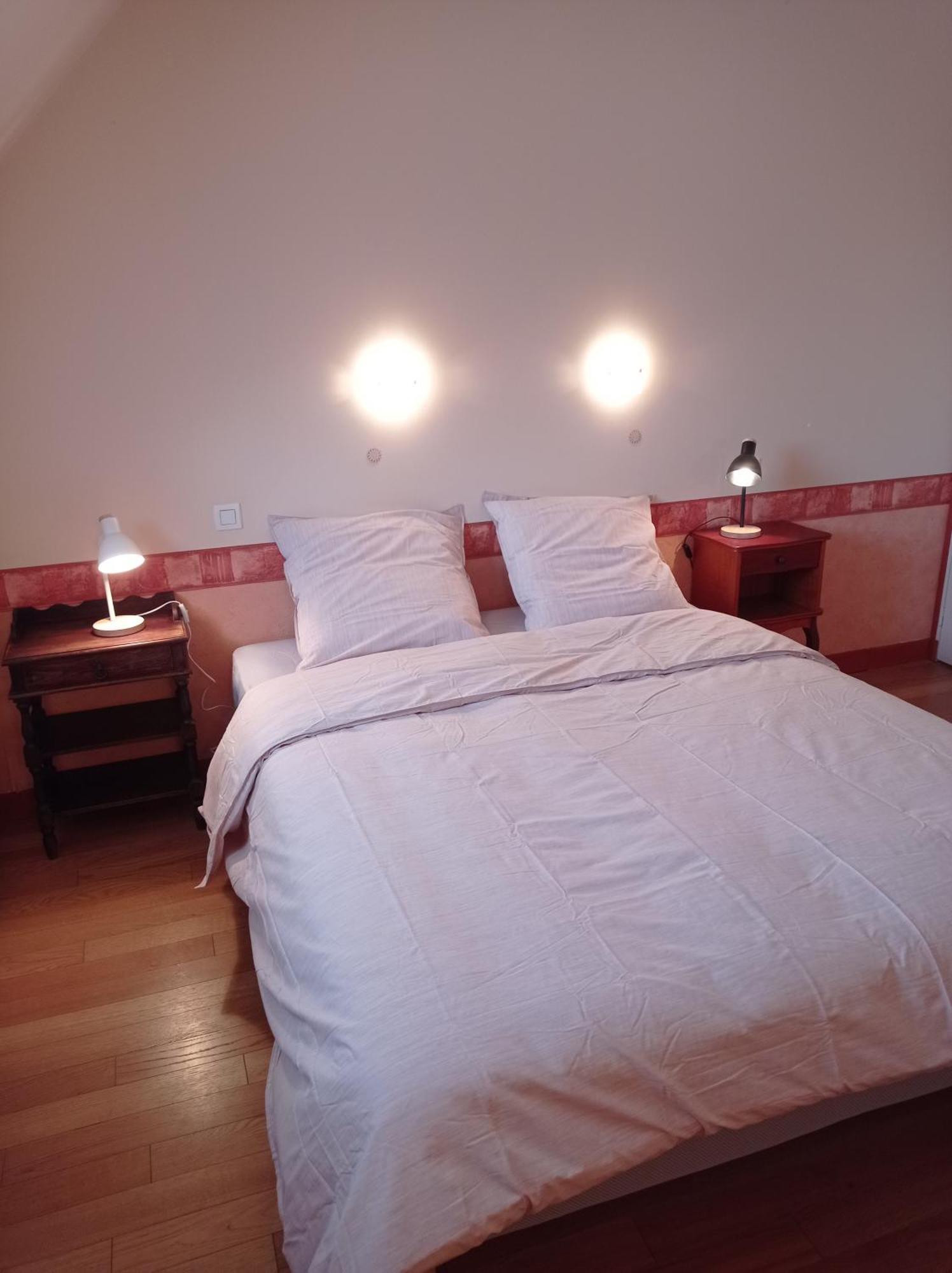 Chambres D'Hotes La Roche Saint-Hilaire-des-Landes Bilik gambar